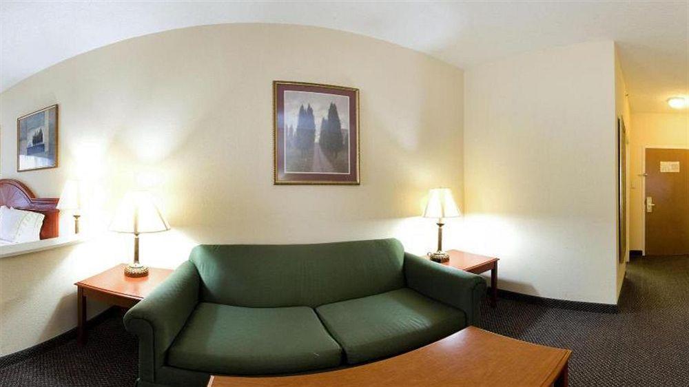 Holiday Inn Express Hotel & Suites Petersburg/Dinwiddie By Ihg Kültér fotó