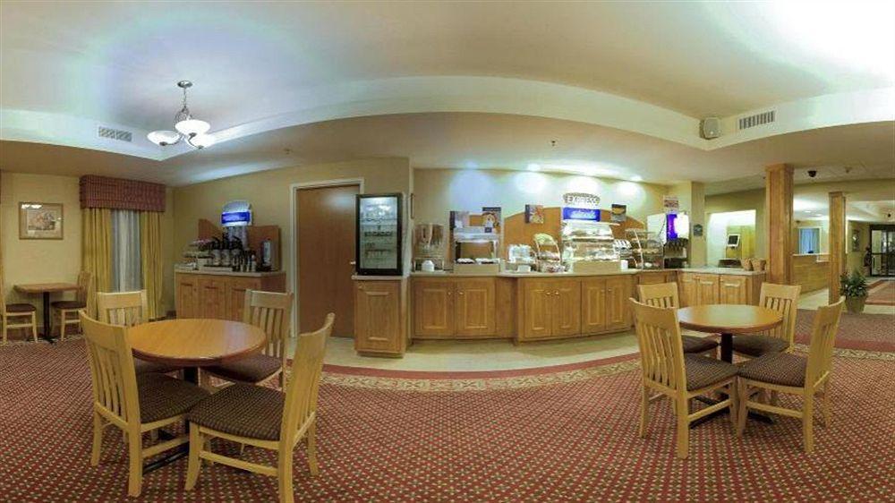 Holiday Inn Express Hotel & Suites Petersburg/Dinwiddie By Ihg Kültér fotó
