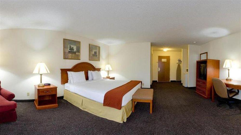 Holiday Inn Express Hotel & Suites Petersburg/Dinwiddie By Ihg Kültér fotó